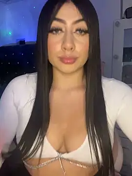 Snapshot of KittyRous chatting on February 27, 2025, 2:21 am KittyRous online show from February 27, 2025, 2:21 am