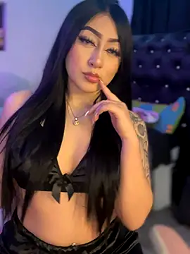 Snapshot of KittyRous chatting on November 14, 2025, 8:02 am KittyRous online show from November 14, 2025, 8:02 am