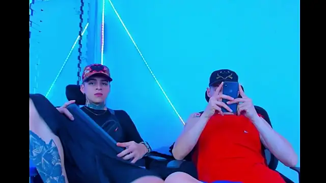 HOT boy2025 online show from September 12, 2025, 4:07 pm