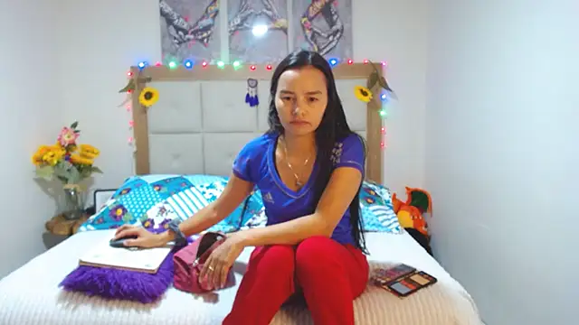valentina hearts online show from February 26, 2025, 1:53 am
