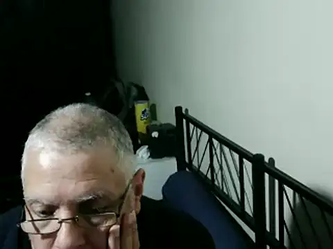 100Tauros online show from April 4, 2026, 10:07 pm