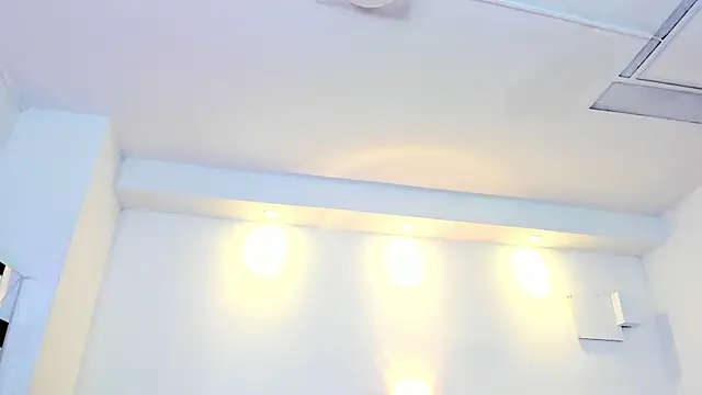 Snapshot of Juliabadlee chatting on March 21, 2025, 3:44 am Juliabadlee online show from March 21, 2025, 3:44 am