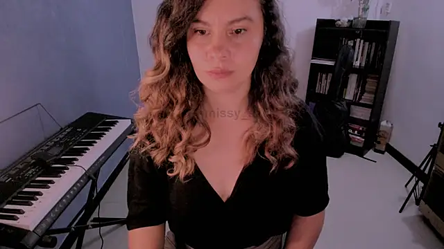 gigi stephans online show from July 25, 2026, 1:47 am