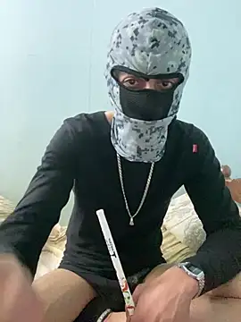 Snapshot of Rafik88xx chatting on February 5, 2026, 11:31 pm Rafik88xx online show from February 5, 2026, 11:31 pm