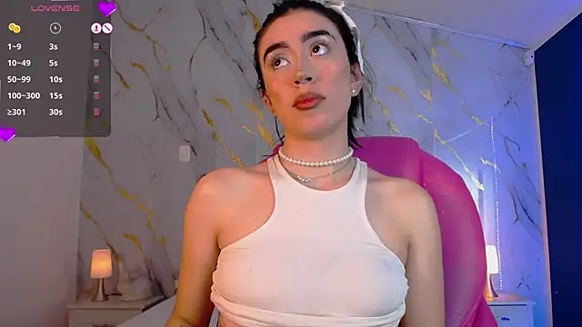 Snapshot of Julieta_De_Los_Angeles chatting on January 10, 2025, 9:34 am Julieta De Los Angeles online show from January 10, 2025, 9:34 am