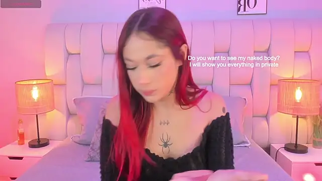SkinnyFoxy online show from April 28, 2026, 8:14 pm
