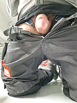 Snapshot of M87HOT chatting on February 17, 2026, 6:54 am M87HOT online show from February 17, 2026, 6:54 am