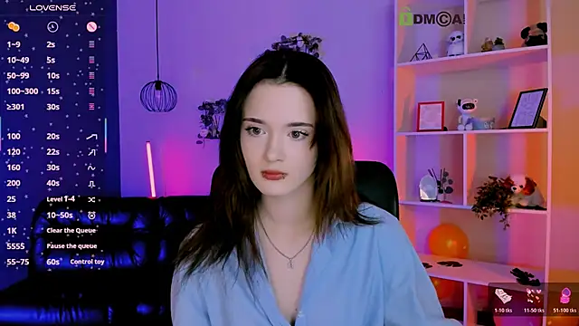 liana kisses online show from April 11, 2026, 7:07 pm