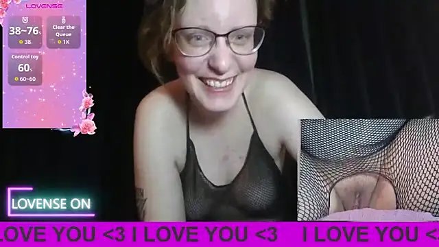 Snapshot of PernillaGirl chatting on March 11, 2026, 7:20 pm PernillaGirl online show from March 11, 2026, 7:20 pm