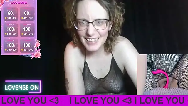Snapshot of PernillaGirl chatting on March 18, 2026, 7:50 pm PernillaGirl online show from March 18, 2026, 7:50 pm