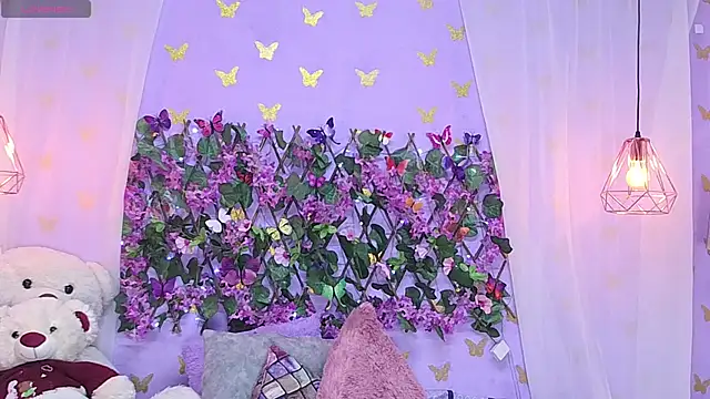 bigboobsrose1 online show from February 1, 2025, 10:26 am