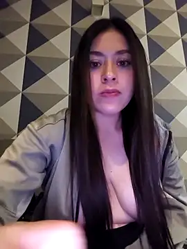 Jessicadevilla online show from December 21, 2025, 9:38 am