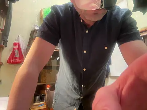 Ariel Ari online show from February 25, 2025, 1:30 am