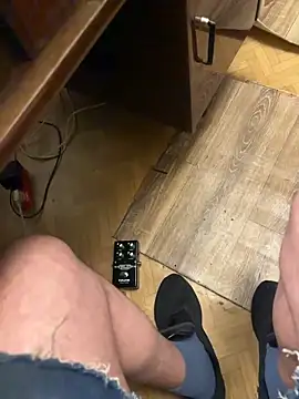 Ariel Ari online show from December 16, 2025, 3:55 am