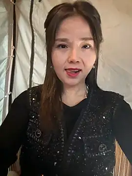 Snapshot of Efangfang chatting on December 29, 2024, 10:45 am Efangfang online show from December 29, 2024, 10:45 am