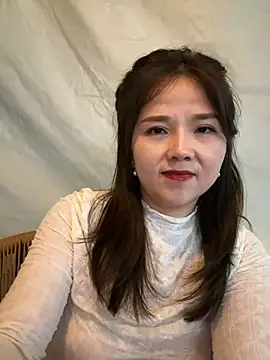 Snapshot of Efangfang chatting on January 2, 2025, 11:09 am Efangfang online show from January 2, 2025, 11:09 am