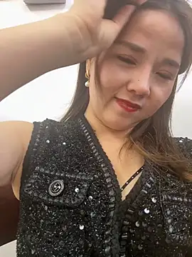 Snapshot of Efangfang chatting on February 21, 2025, 8:51 am Efangfang online show from February 21, 2025, 8:51 am