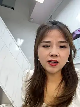 Snapshot of Efangfang chatting on February 24, 2025, 6:38 am Efangfang online show from February 24, 2025, 6:38 am