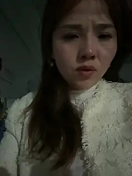 Snapshot of Efangfang chatting on February 24, 2025, 4:47 pm Efangfang online show from February 24, 2025, 4:47 pm