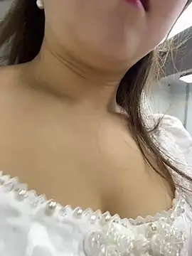 Snapshot of Efangfang chatting on March 4, 2025, 6:15 am Efangfang online show from March 4, 2025, 6:15 am