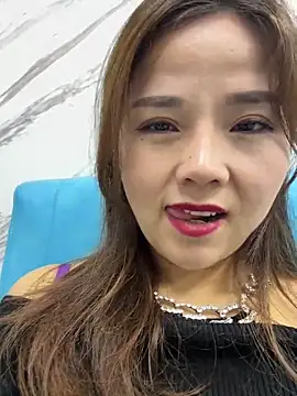 Snapshot of Efangfang chatting on March 5, 2025, 10:44 am Efangfang online show from March 5, 2025, 10:44 am