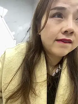 Snapshot of Efangfang chatting on March 5, 2025, 1:50 pm Efangfang online show from March 5, 2025, 1:50 pm