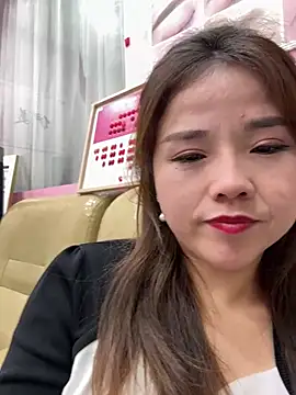 Snapshot of Efangfang chatting on March 11, 2025, 1:12 pm Efangfang online show from March 11, 2025, 1:12 pm