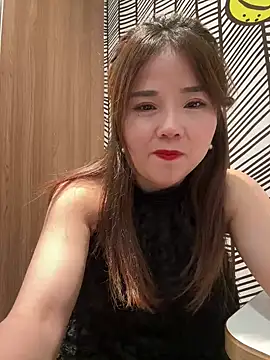 Snapshot of Efangfang chatting on March 20, 2025, 8:20 am Efangfang online show from March 20, 2025, 8:20 am