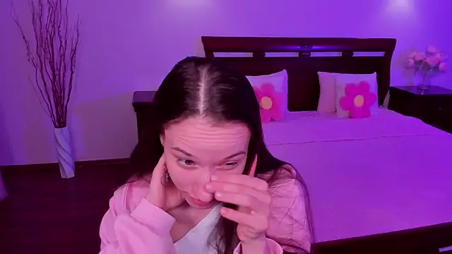 StaceySunny online show from April 15, 2026, 5:09 pm