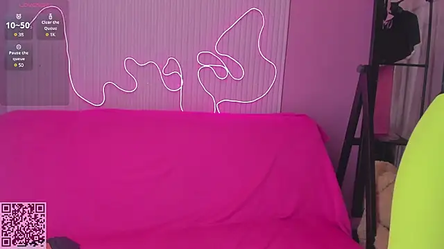 Snapshot of Jasmine_urPrincess chatting on February 22, 2025, 4:40 am Jasmine urPrincess online show from February 22, 2025, 4:40 am