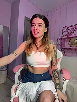 Jasmine urPrincess online show from February 1, 2026, 5:17 am