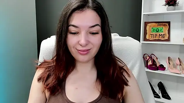 Snapshot of Meagn_Extasy chatting on May 26, 2026, 6:42 am Meagn Extasy online show from May 26, 2026, 6:42 am