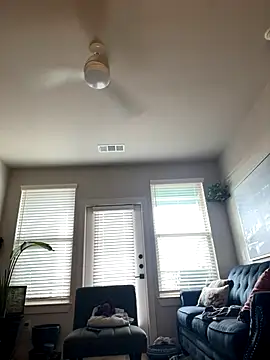 Snapshot of goldbuni chatting on September 23, 2025, 2:53 pm goldbuni online show from September 23, 2025, 2:53 pm