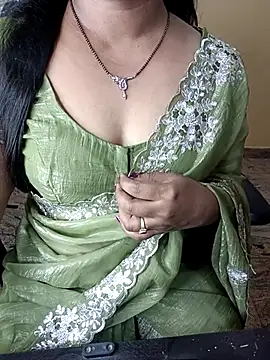 Snapshot of Adwithaa chatting on April 14, 2026, 5:02 am Adwithaa online show from April 14, 2026, 5:02 am