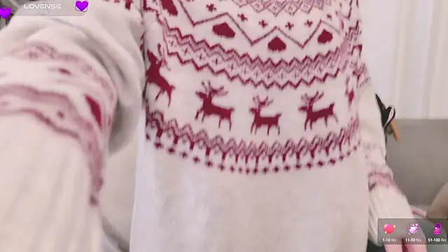 Snapshot of Conatsu chatting on December 12, 2024, 2:44 pm Conatsu online show from December 12, 2024, 2:44 pm