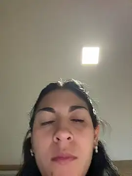 Valentcouple online show from February 20, 2026, 2:41 am