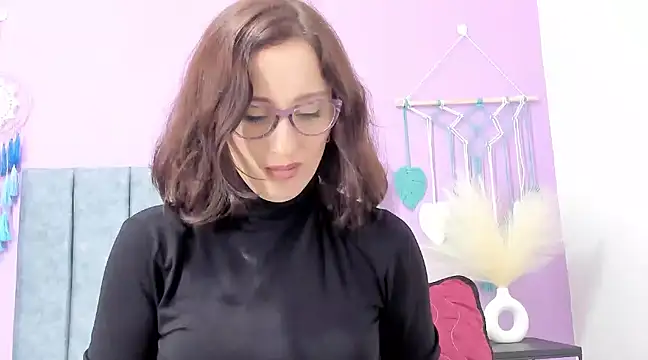 IberianMoonMK online show from January 8, 2025, 1:00 am