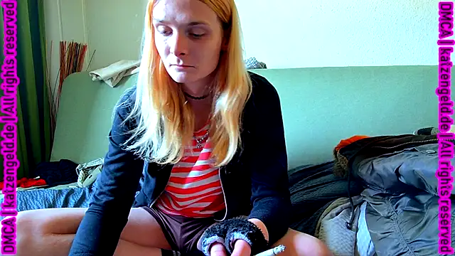 emma neko online show from March 8, 2025, 12:20 pm