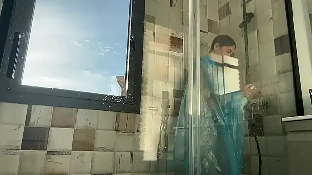 Mika Miller online show from January 11, 2026, 3:06 pm