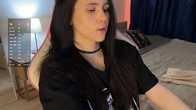 jennetdoll online show from February 25, 2025, 10:18 pm