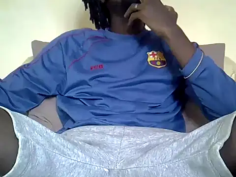 Snapshot of Delicious-D chatting on July 4, 2026, 6:52 am Delicious-D online show from July 4, 2026, 6:52 am