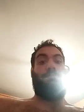 skrigul12 online show from February 21, 2025, 10:15 pm