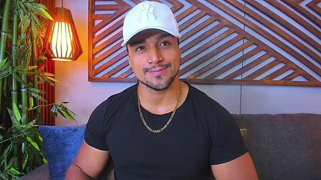 MikeEstevess online show from January 24, 2025, 3:43 am