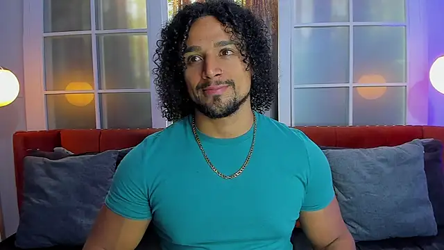 MikeEstevess online show from March 18, 2025, 4:26 am