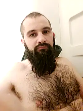 Snapshot of hungandnerdy420 chatting on February 3, 2026, 12:09 am hungandnerdy420 online show from February 3, 2026, 12:09 am