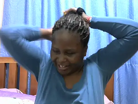 creamy sweetlove online show from February 18, 2026, 7:32 pm