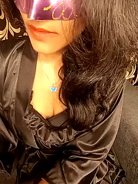 REVA DARLING online show from January 10, 2025, 2:23 pm