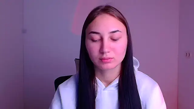 Jennifer Blum online show from January 6, 2025, 6:25 am