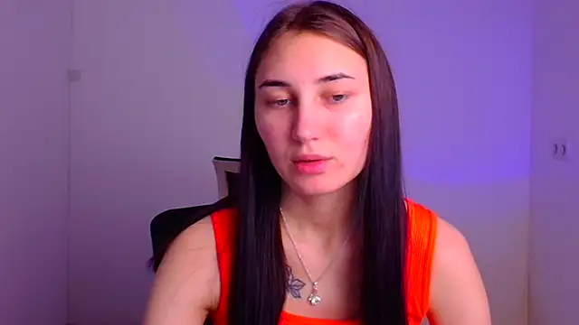 Jennifer Blum online show from January 12, 2025, 12:23 pm