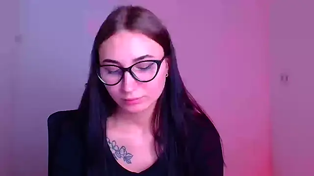 Jennifer Blum online show from January 22, 2025, 3:51 pm